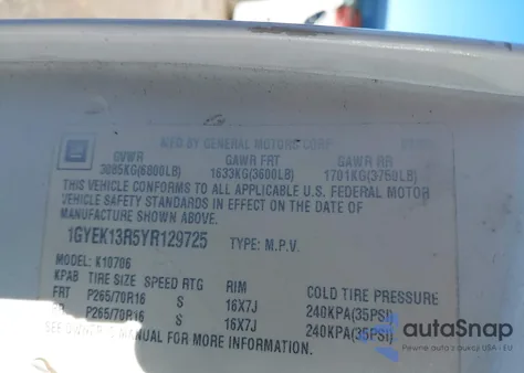 2000 Cadillac Escalade Standard z USA, uszkodzony, nr VIN 1GYEK13R5YR129725